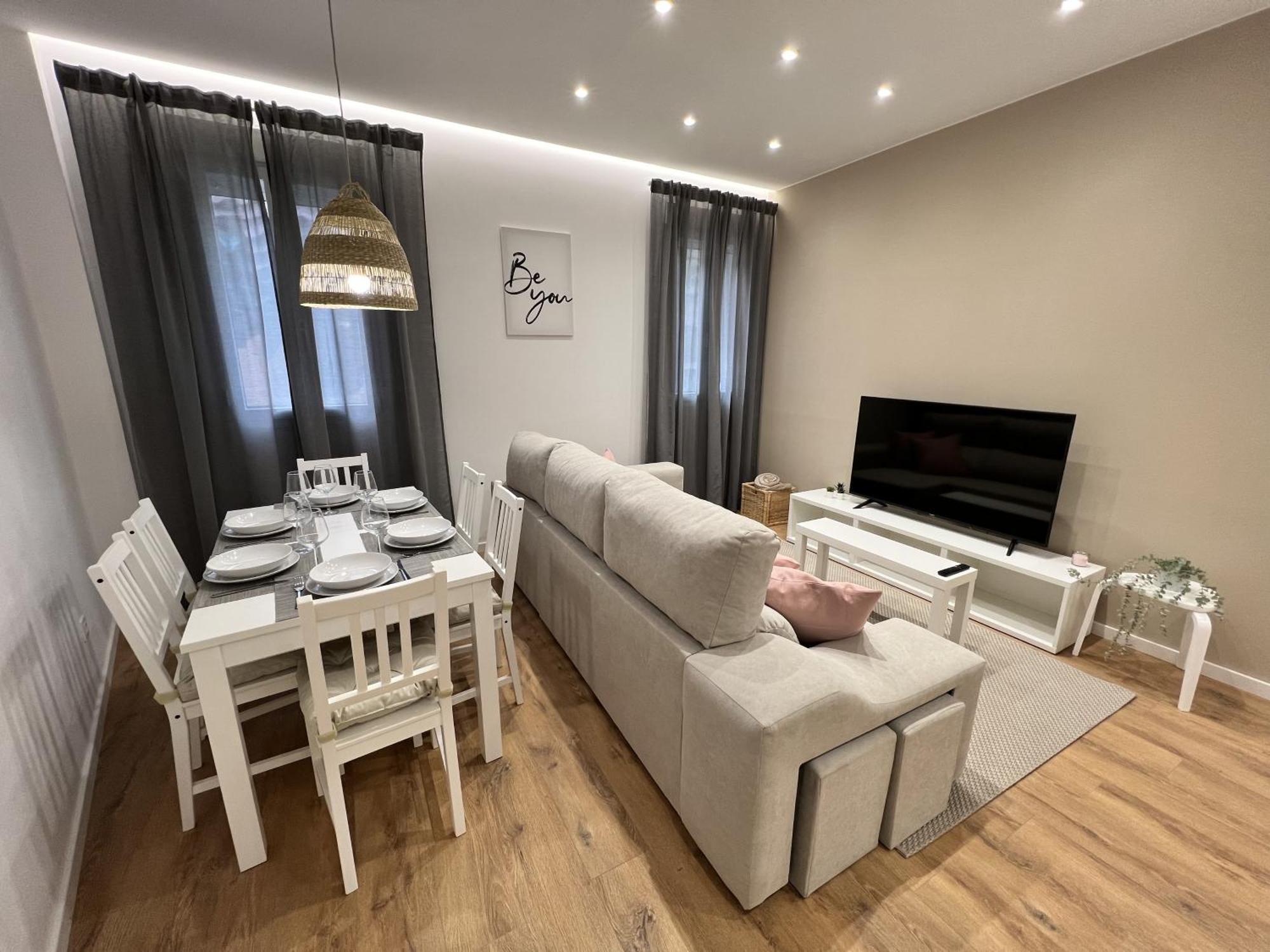 Apartamenticos Plaza Las Armas III サラゴサ エクステリア 写真