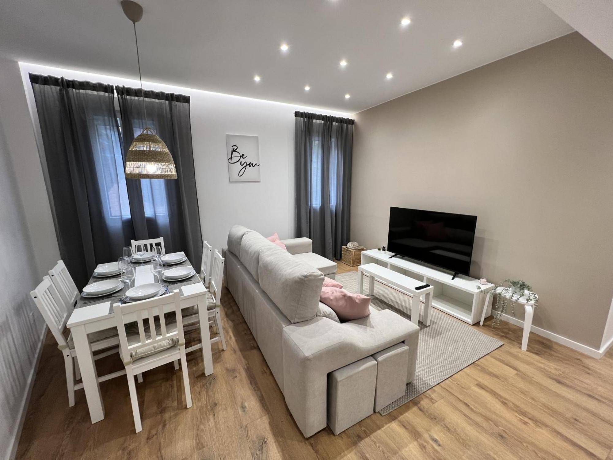Apartamenticos Plaza Las Armas III サラゴサ エクステリア 写真