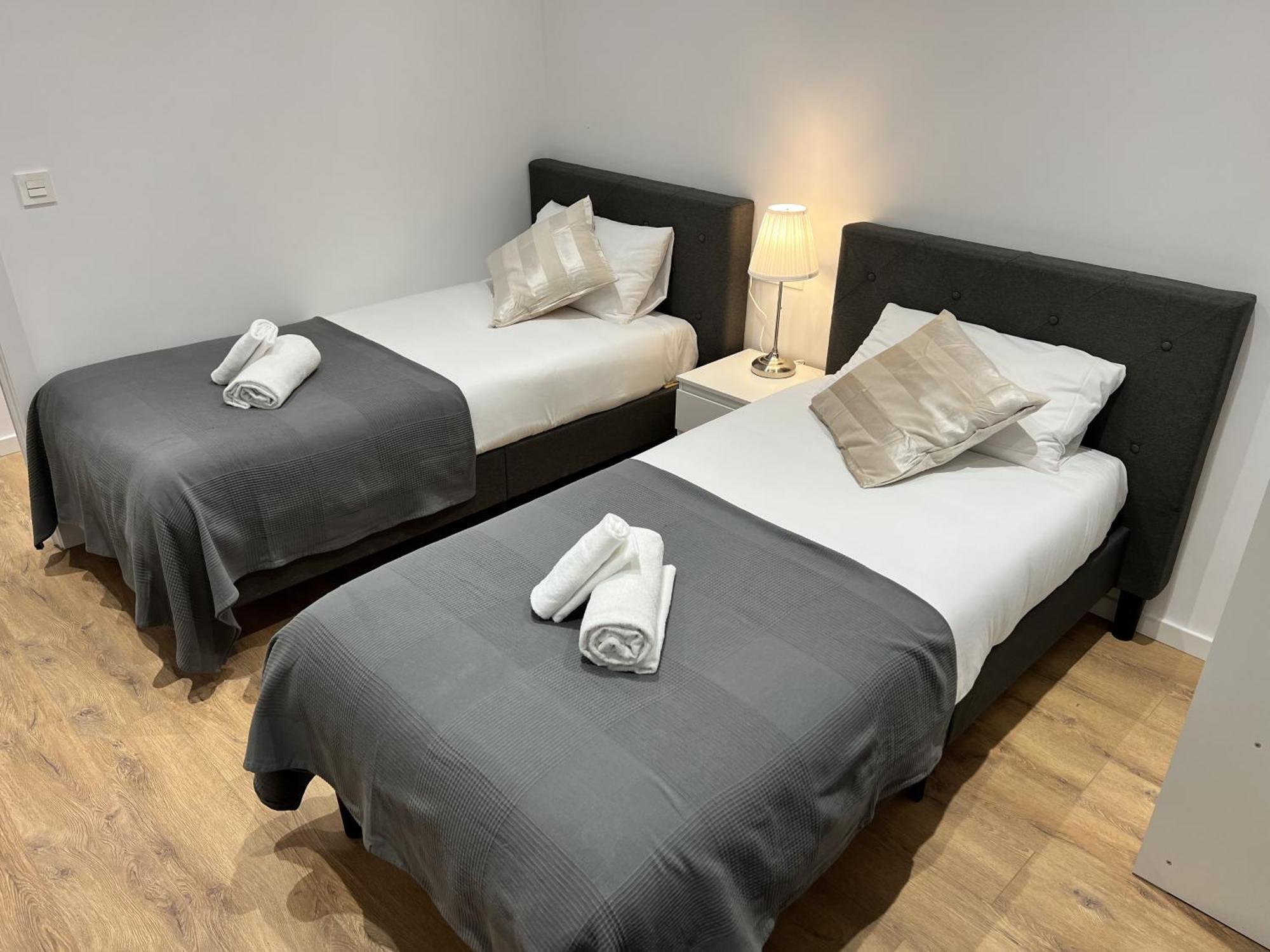 Apartamenticos Plaza Las Armas III サラゴサ エクステリア 写真